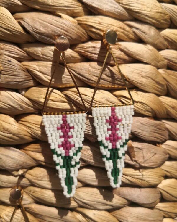 aretes artesanales de flores